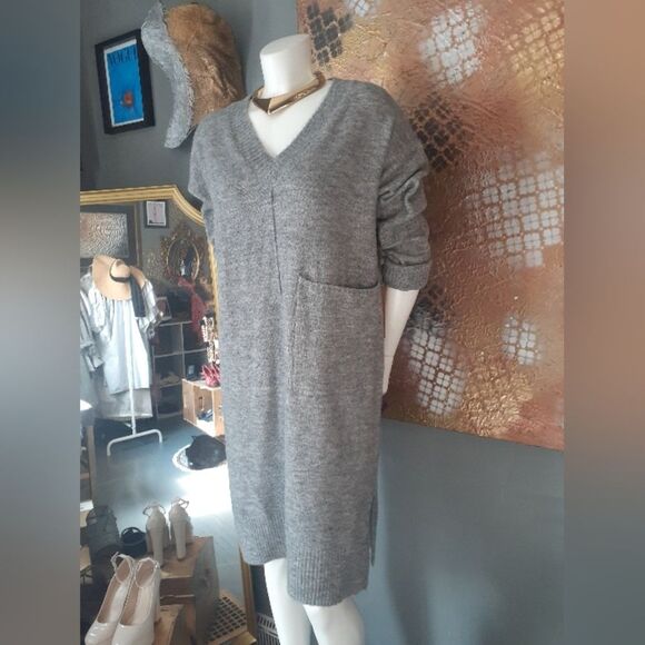 Nwt Dreamers Gray V-Neck Sweater Dress - Picture 14 of 14